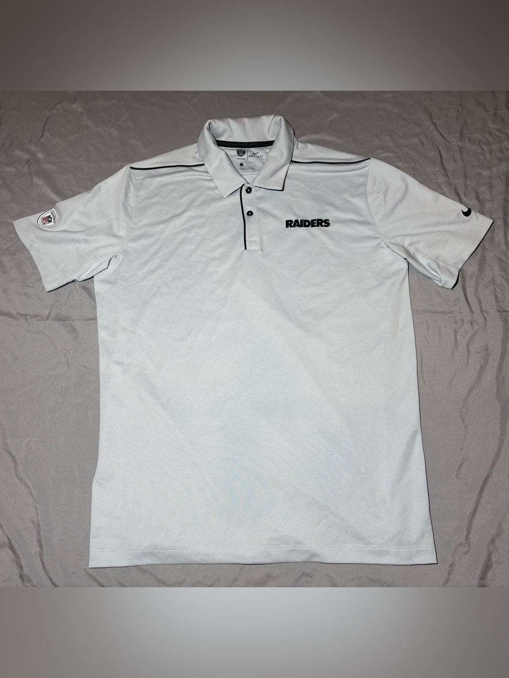 Raiders Nike Dri-FIT Training Light Gray Polo Shirt, Short sleeve, Men’s Size L